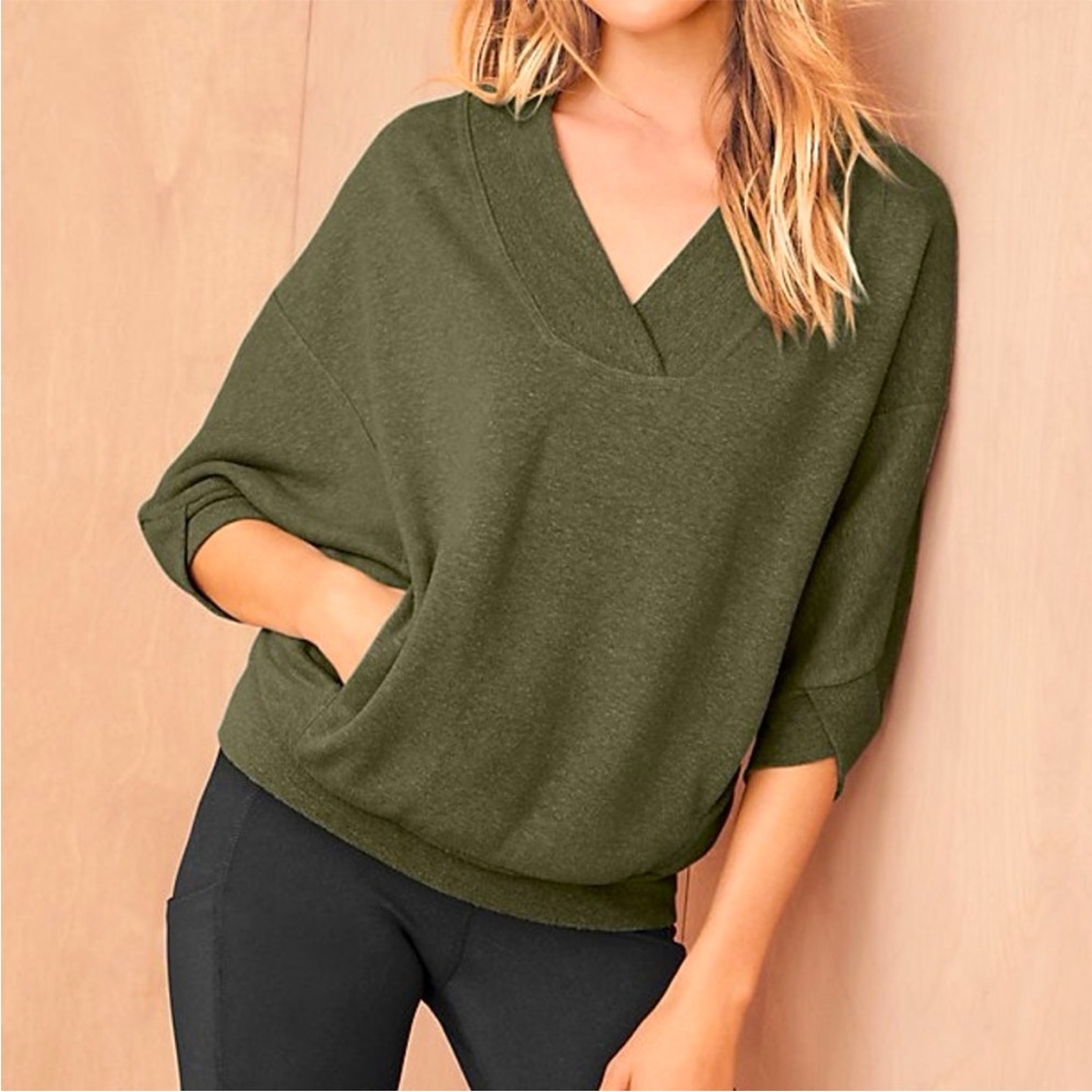 Prana Vneck Pull-over sweater. Olive green.
